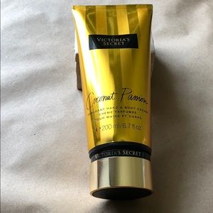 Victoria’s Secret fragrant hand & body cream